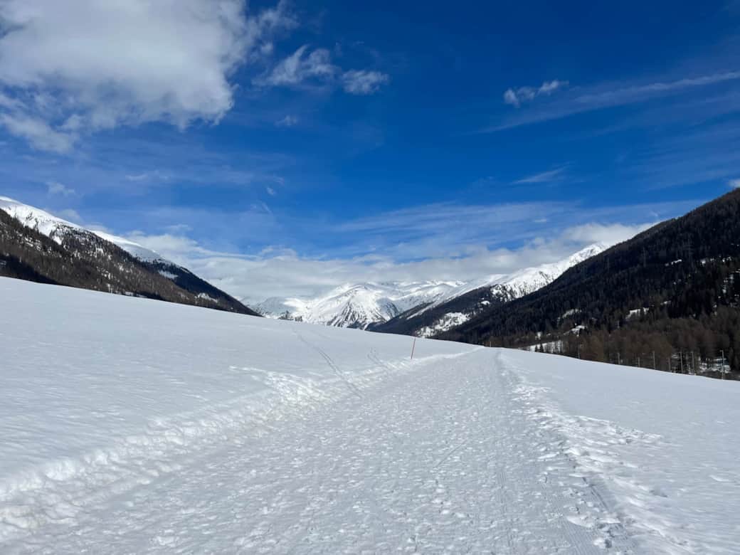 sentier de randonnée d'hiver