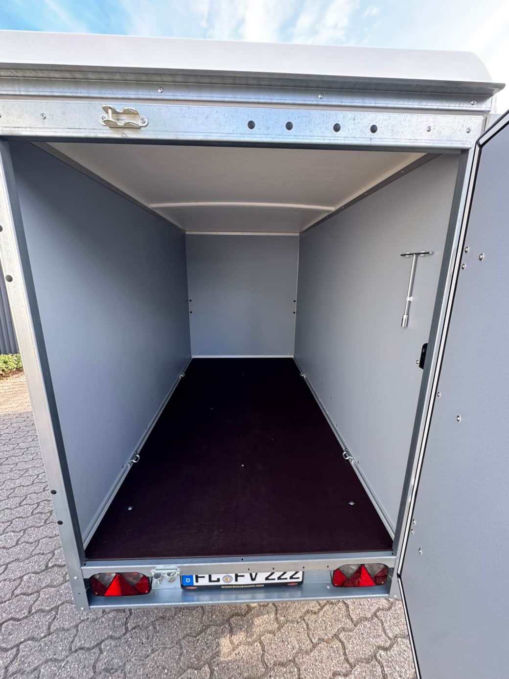 FJORDVAN - Böckmann Kofferanhänger 1,35t