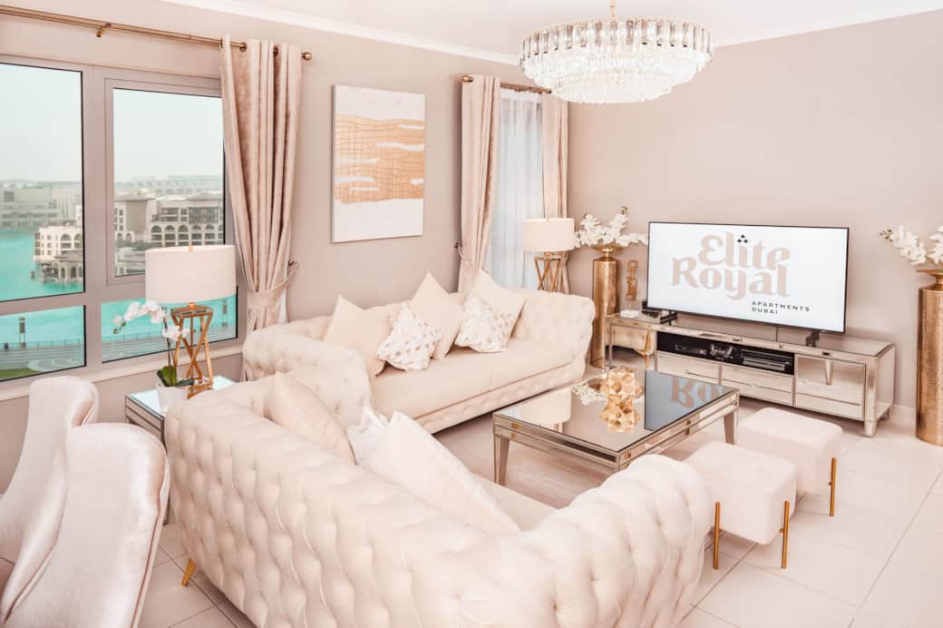 PET00229 Edit min PET00229 Edit min