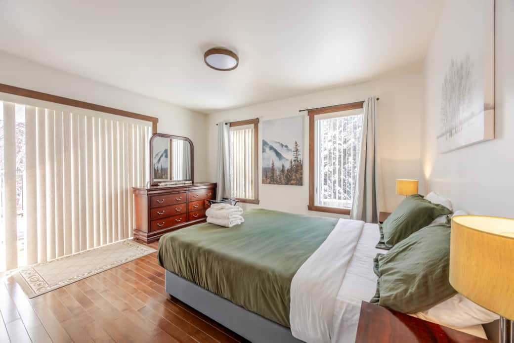 Chambre #1 avec lit queen