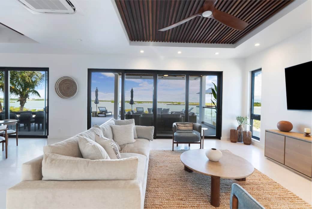 Living Area Living Area