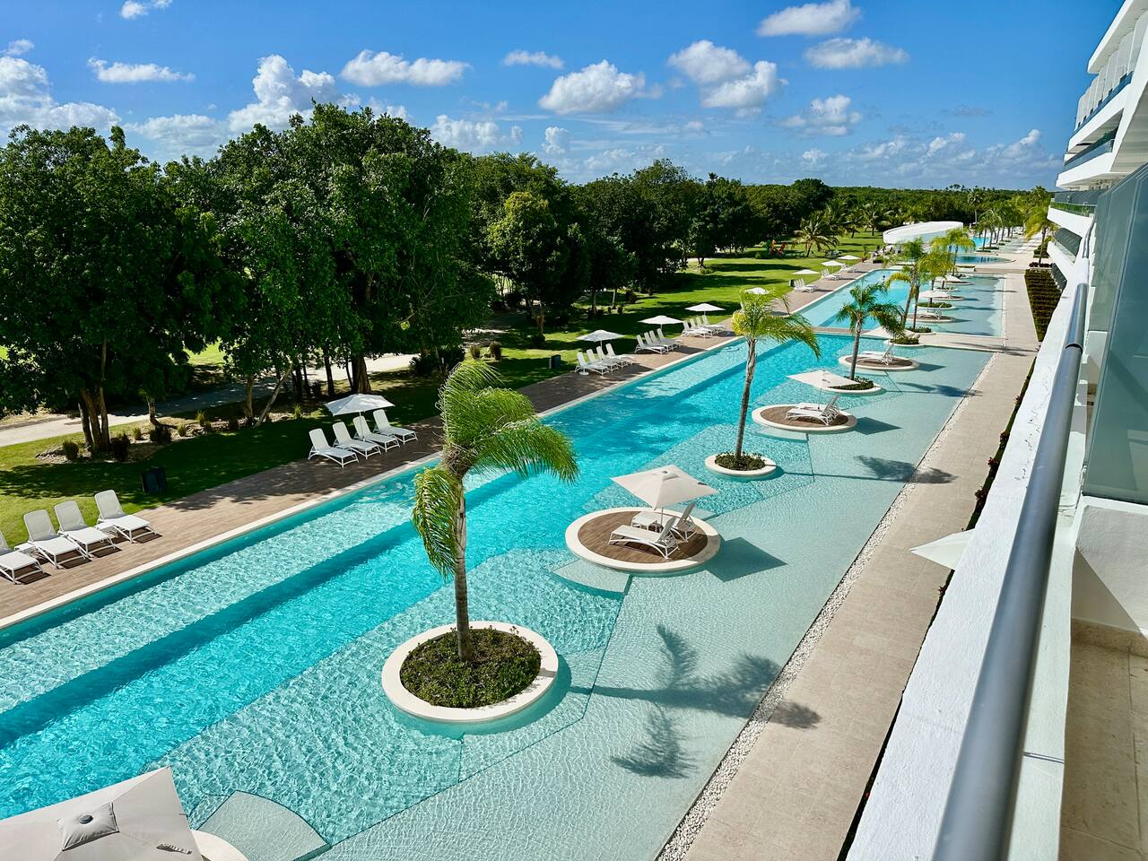Condo Pool / Golf view @ Cana Rock Star 1 BR photo 5