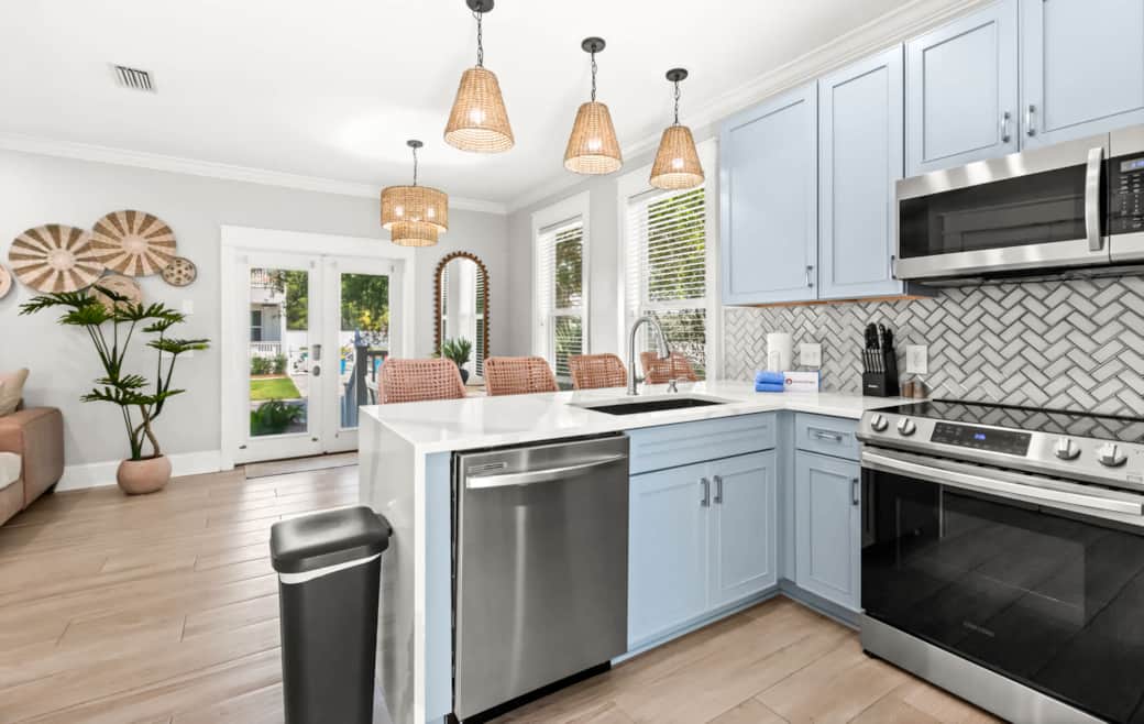 Level 1 Kitchen