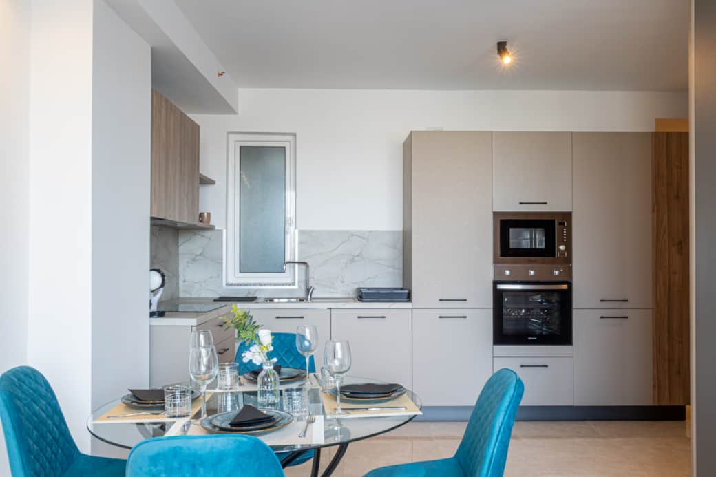 Kitchen dining with all appliances