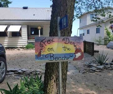 Fox Den sign