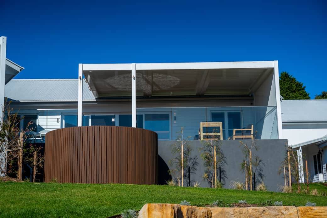 Wilow Scape Plunge Pool vineside