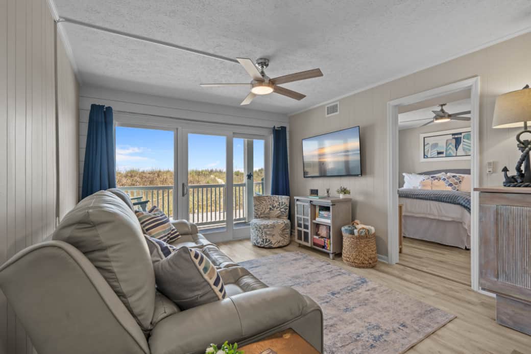 Living Room - Welcome to the Sapphire Pelican -- designed with your comfort in mind!