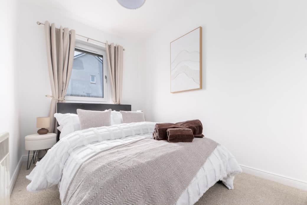 Image picker 791104BA 0256 4009 8197 669355A13E60 6662 000002B2E3F3D53B