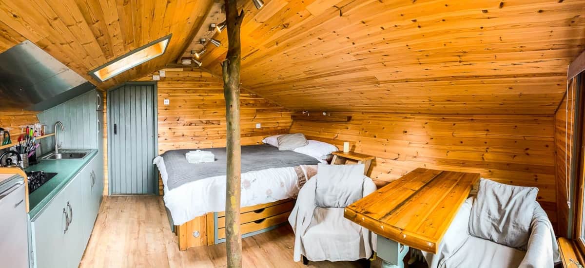 Eastfield Glamping Cabin Glamping with hot tub