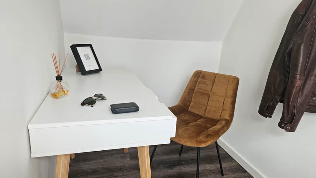 Home office with super fast wifi