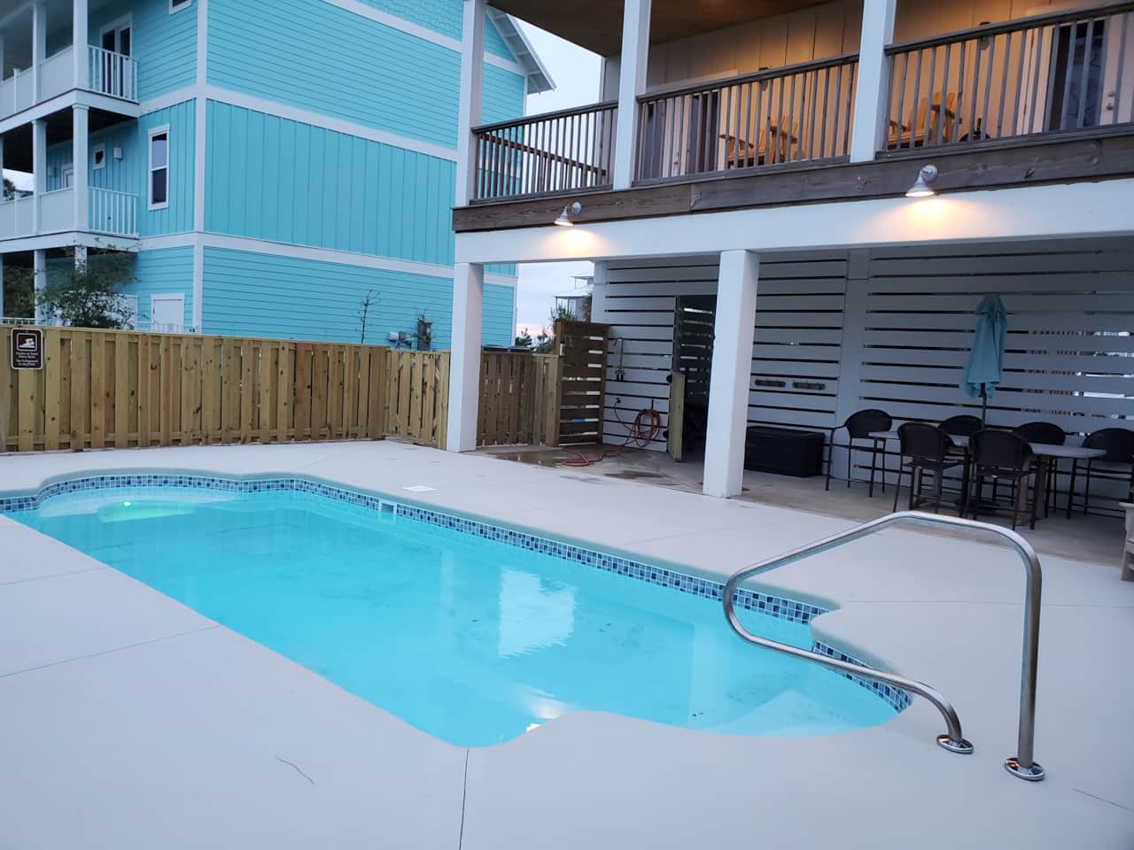 Private Pool - Heated November - April