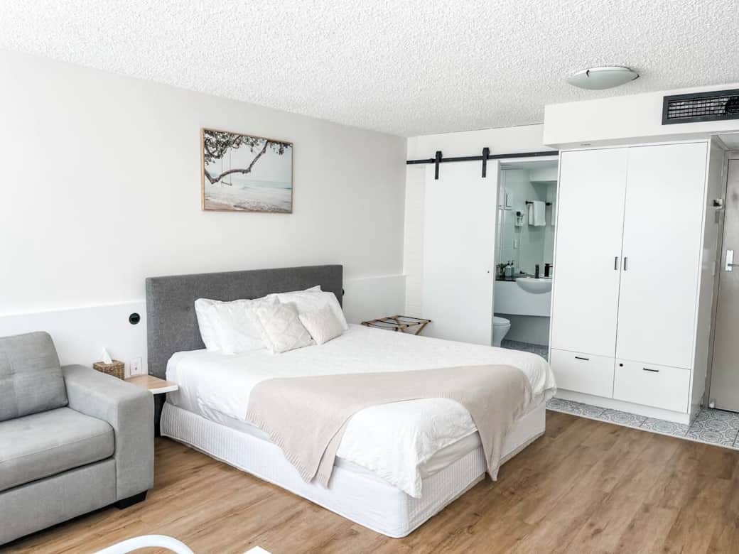 King bed 