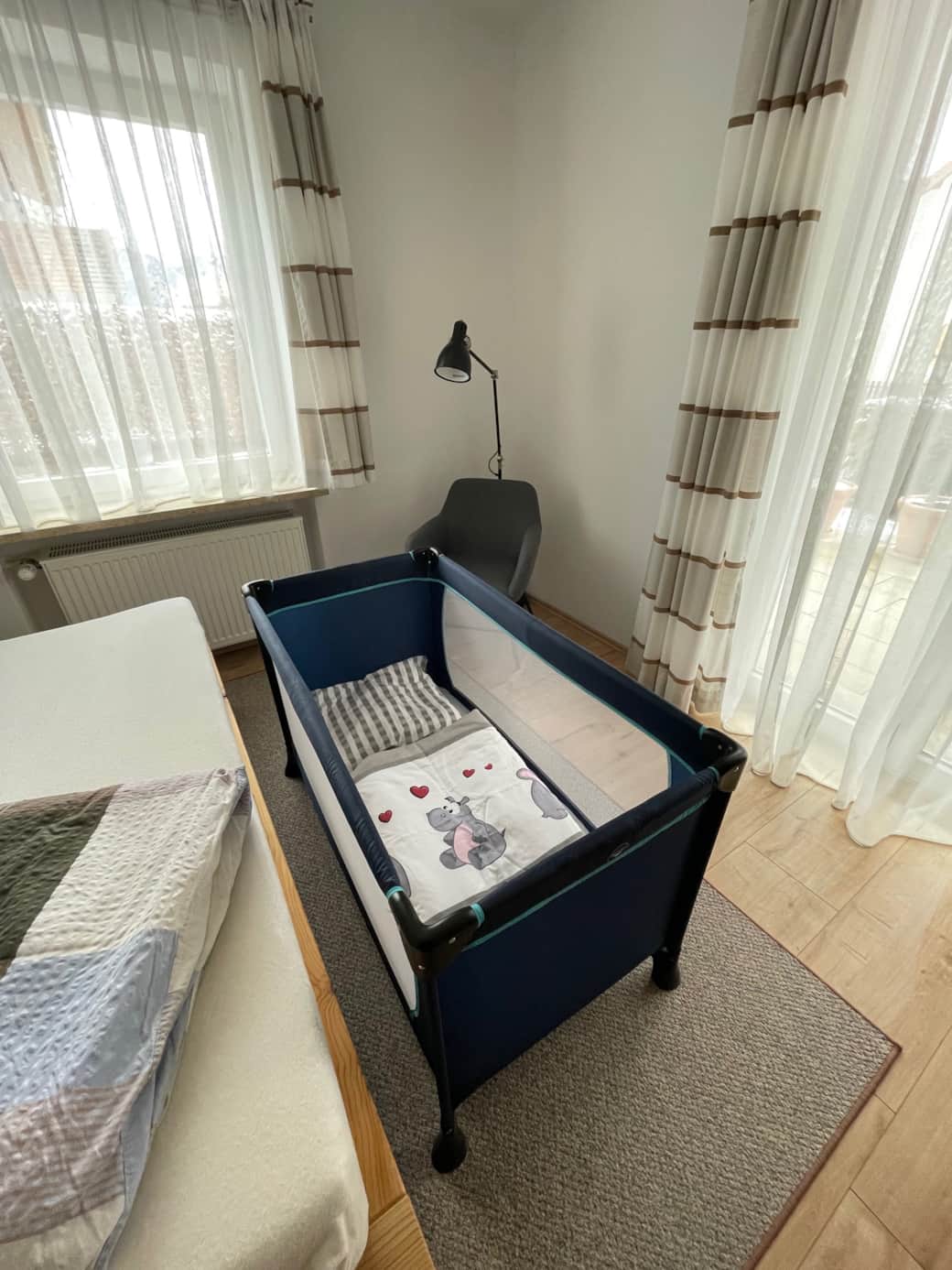 Schlafzimmer 2