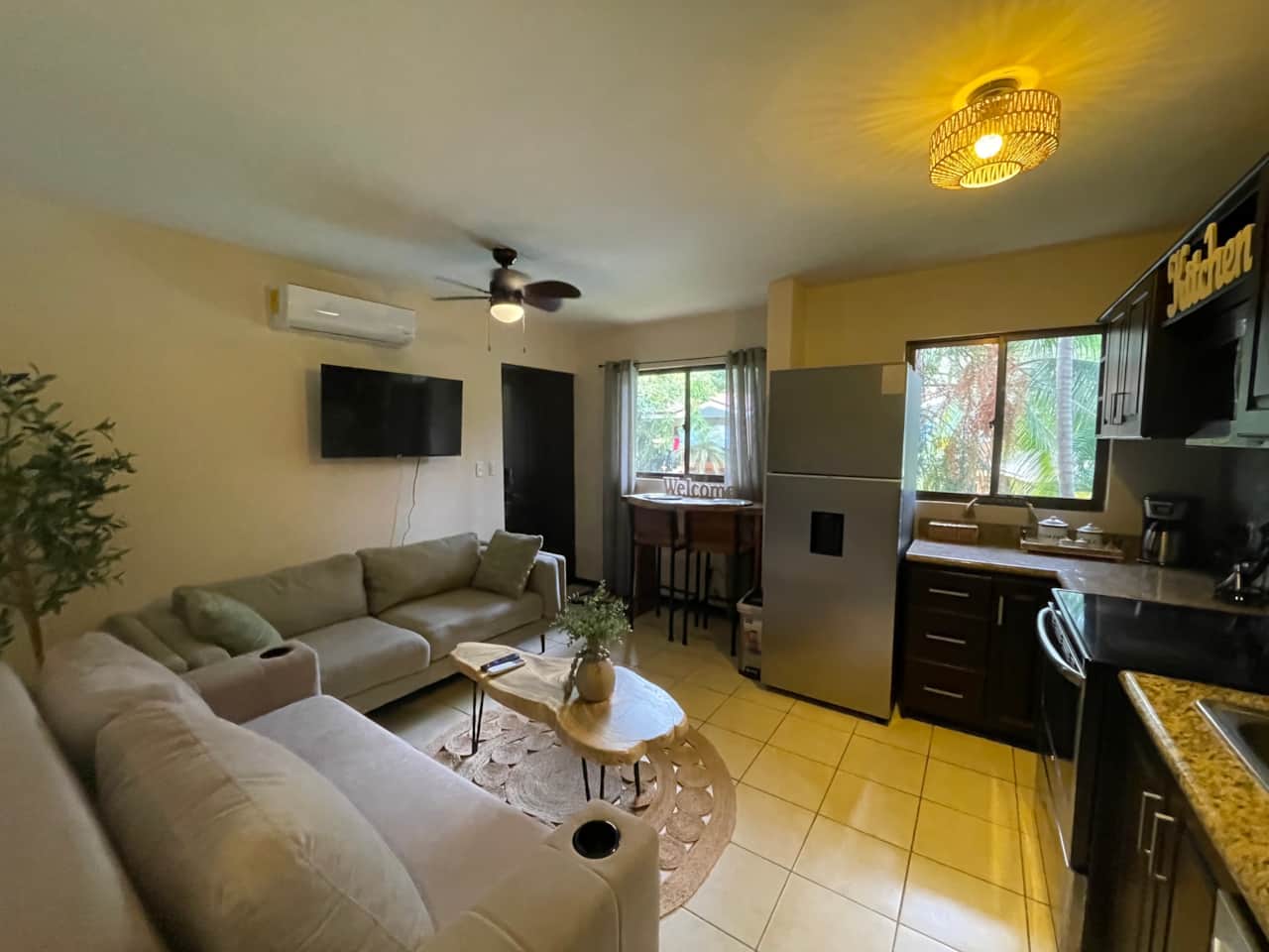 Living/Kitchen