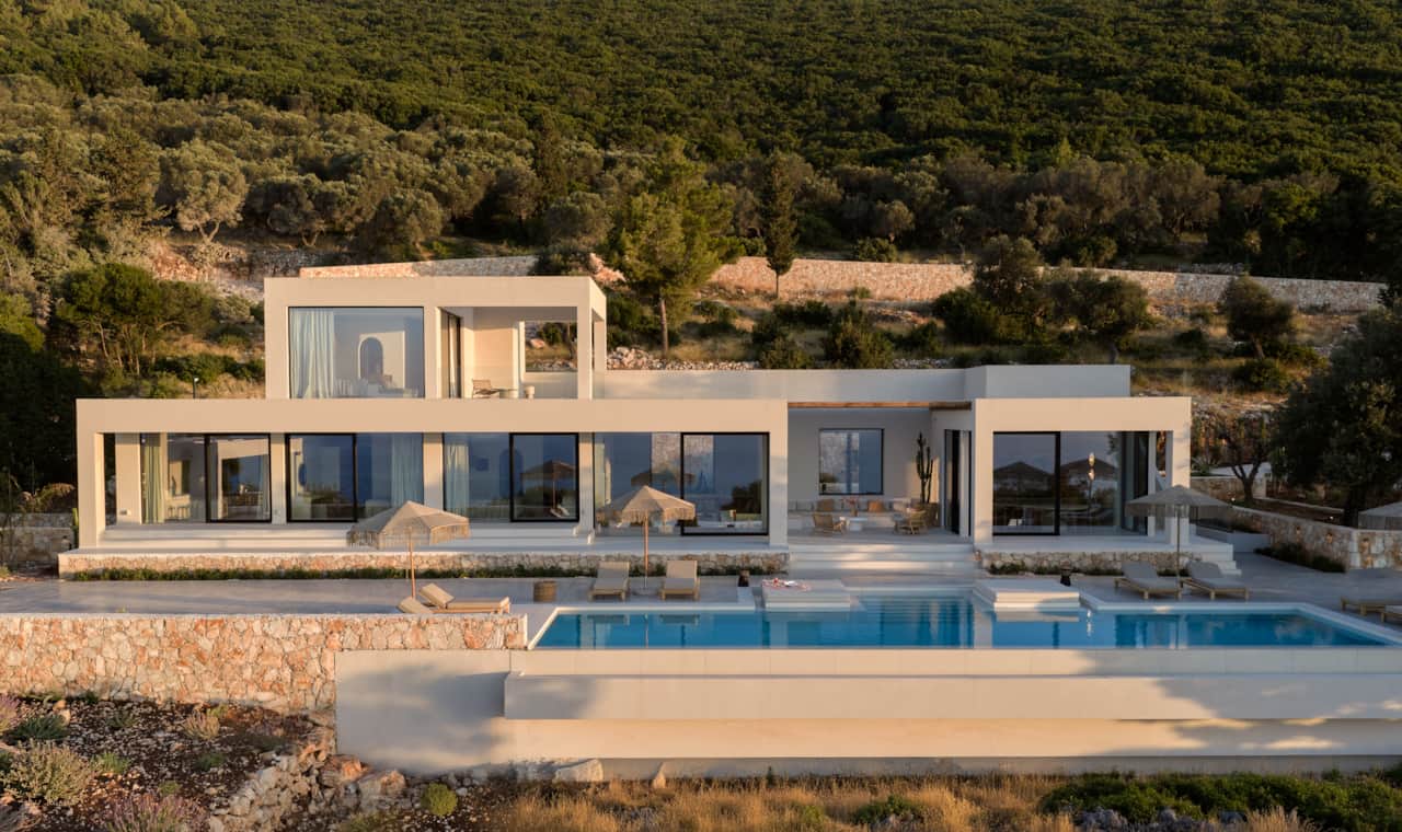 Modern luxury villa and pool — Villa Larissa, Zakynthos