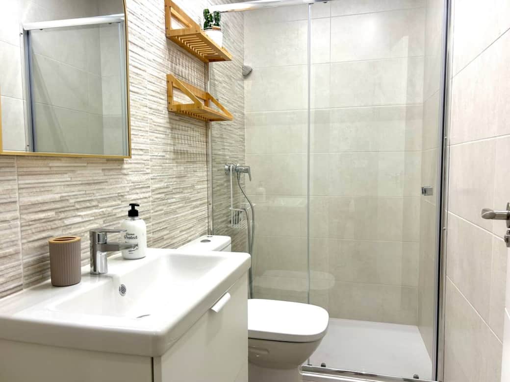 Bathroom 2 Bathroom 2