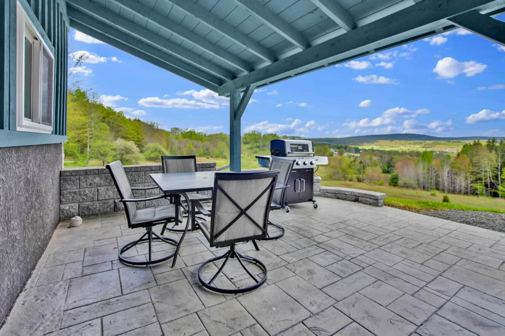 Raven Feather Retreat - Unit 3 - hosted by MVR Vacation Rentals 570-948-1293