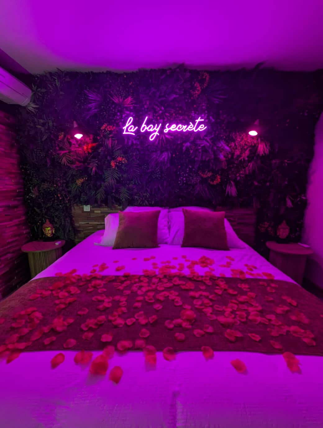 Chambre ambiance tamisée & pétales