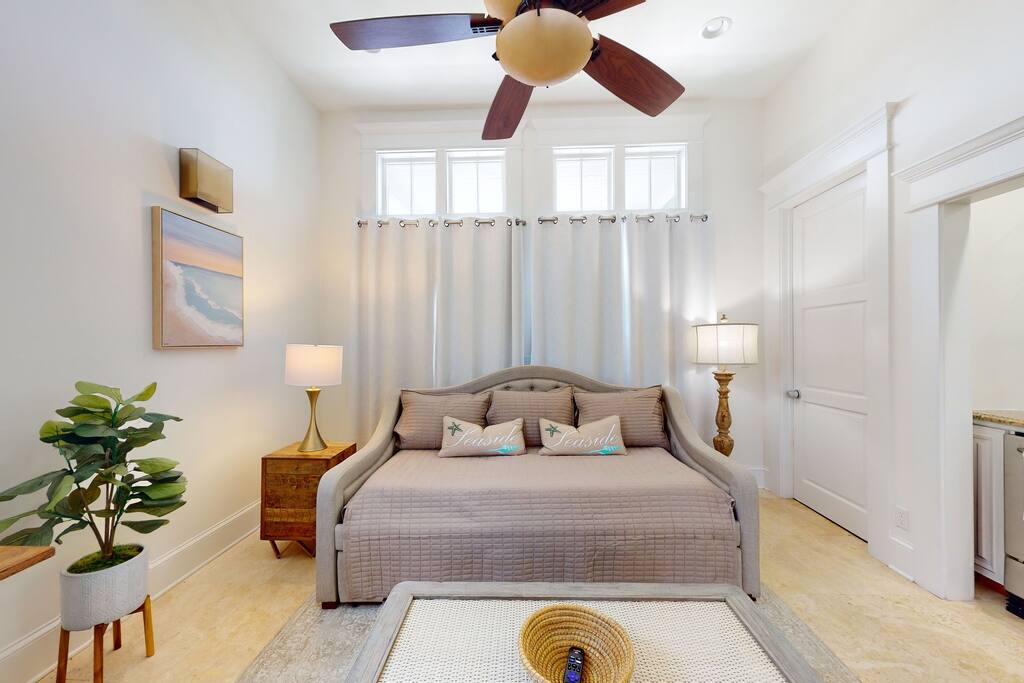Bedroom/office with daybed and trundle - third floor