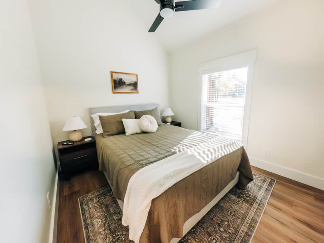 Queen Bedroom 2