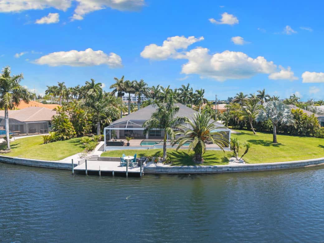 Seaside Villa Palm Beach