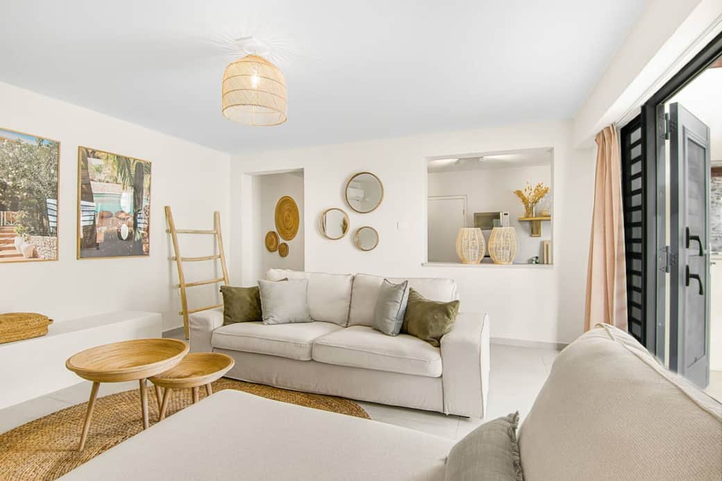 De Vos Apartments Casa Divi Divi |Woonkamer| in Jan Thiel De Vos Apartments Casa Divi Divi |Woonkamer| in Jan Thiel