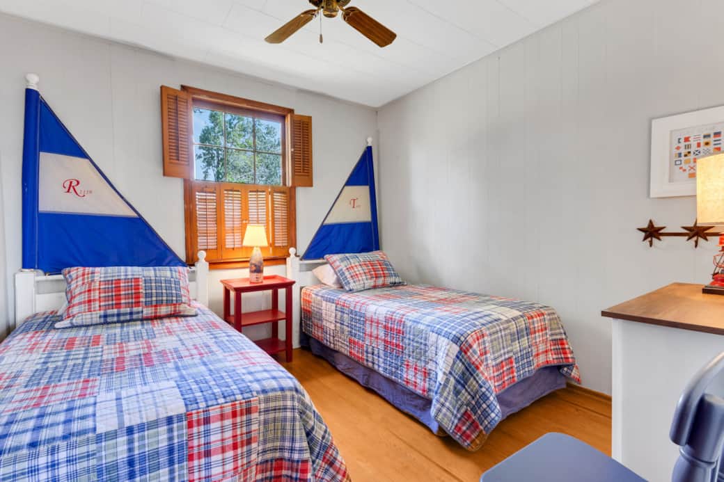 twin bedroom with custom-made headboards twin bedroom with custom-made headboards