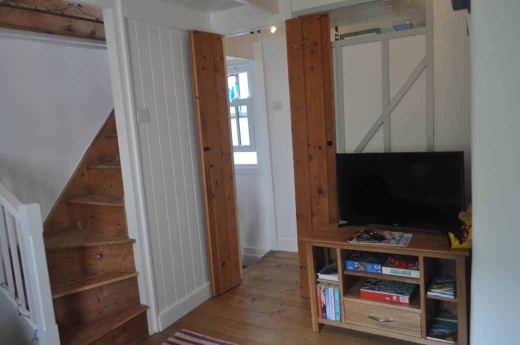 Smart TV with Books/Games