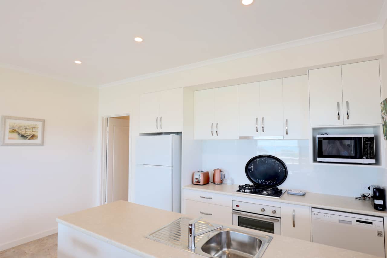 Robe Accommodation Baylys Reef Sleeps 4 