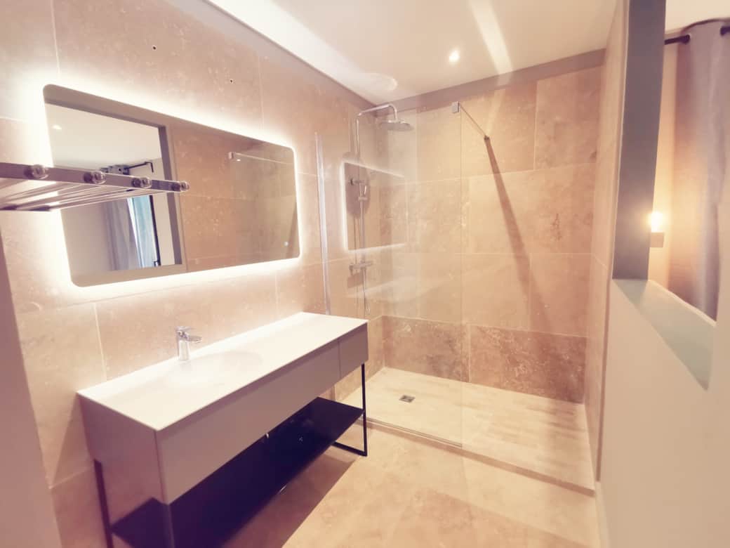 salle de bain contemporaine
