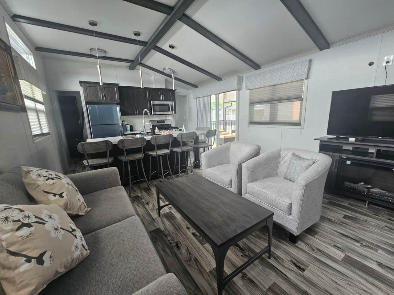 Living and kitchen