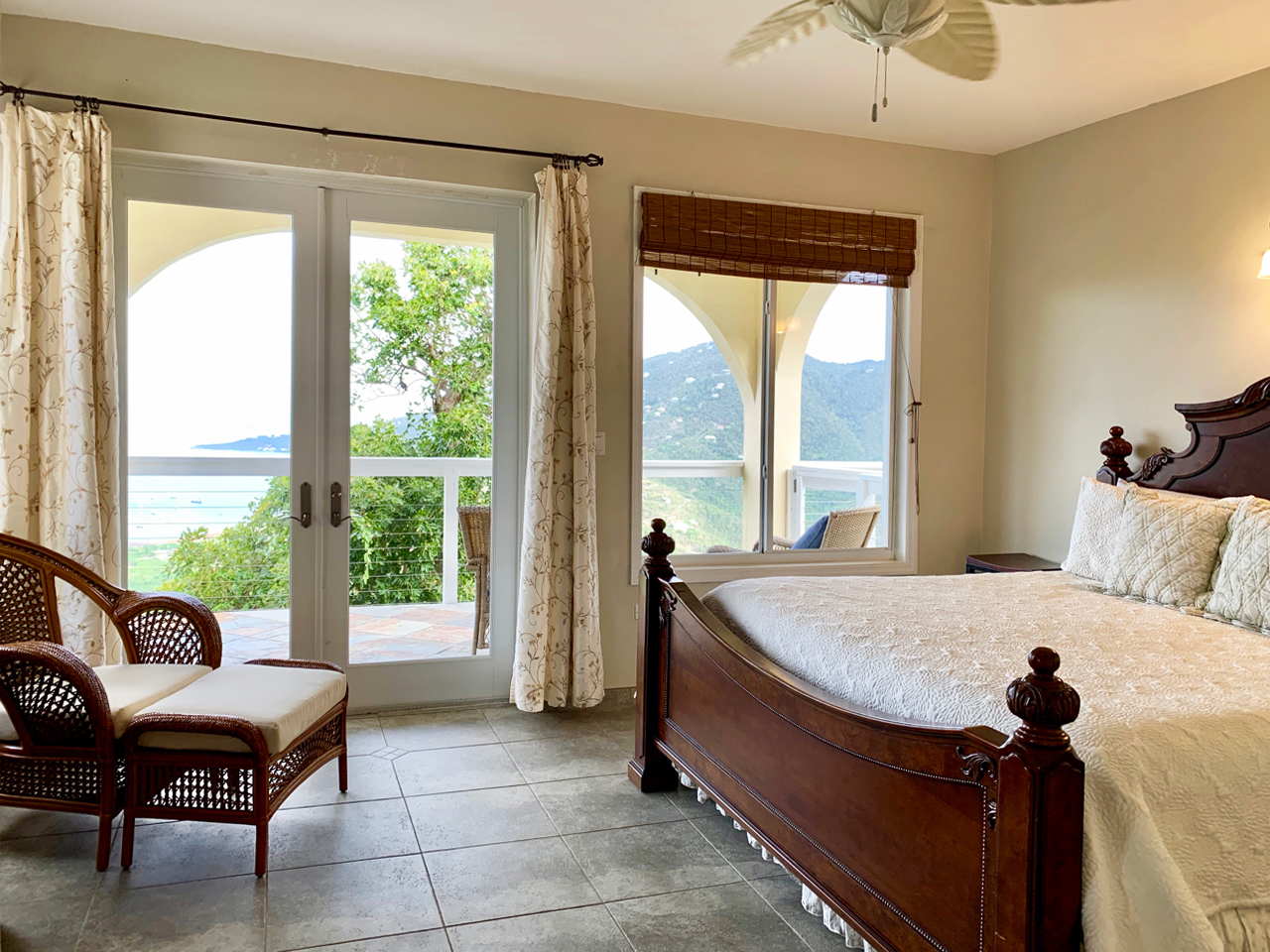 King en suite bedroom on main level