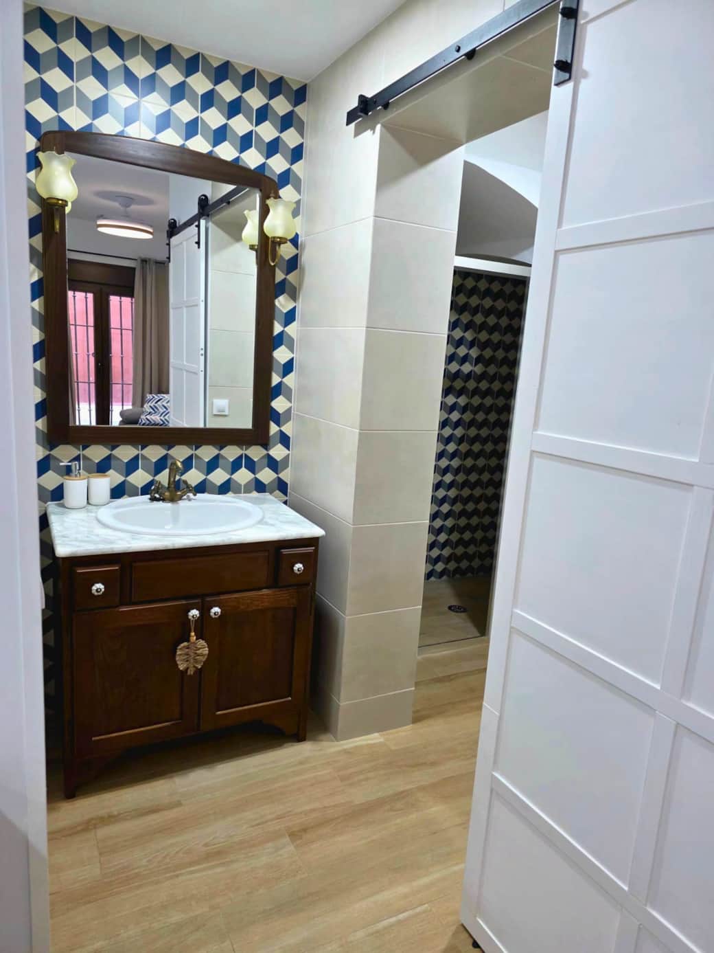 modern rustic bathroom