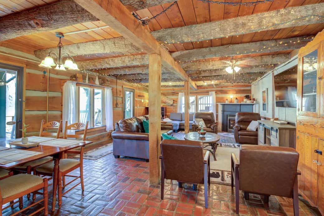 Living Room / Den