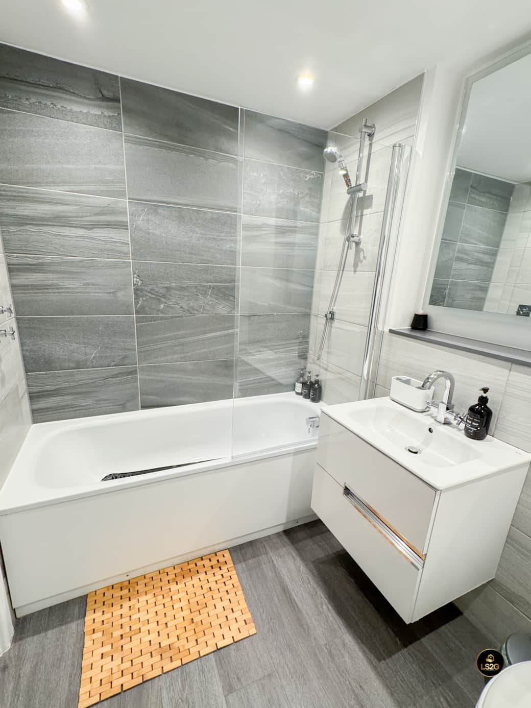 Bathroom Bathroom