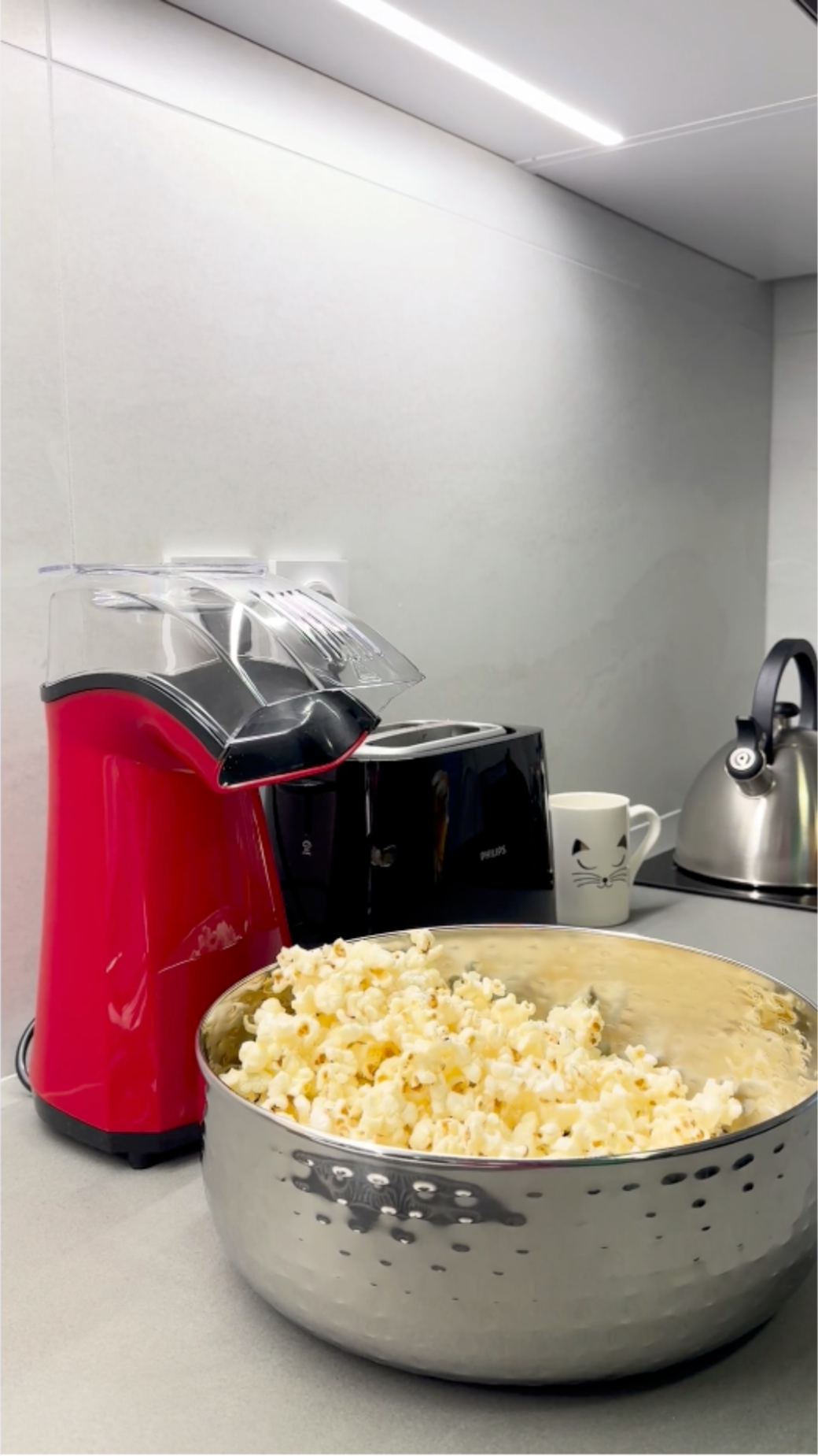 Popcorn machine