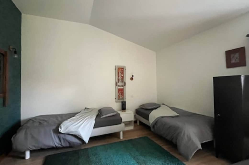 Chambre lits simples