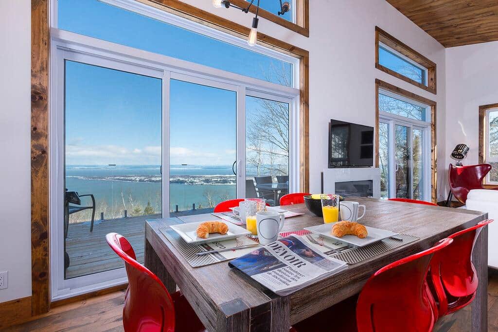 Table à manger avec vue Table à manger avec vue