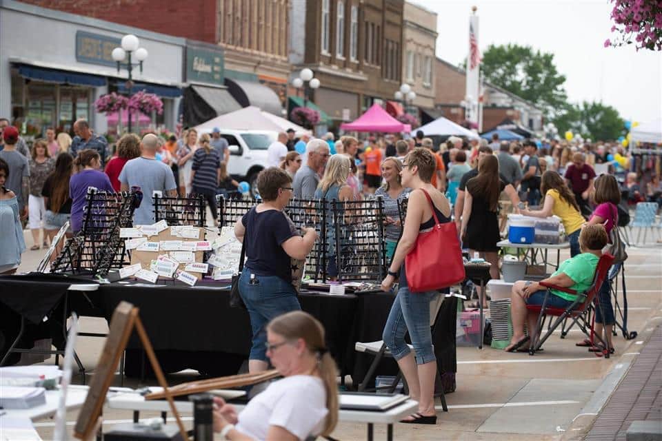 Thursdays on Main Cleaer Lake