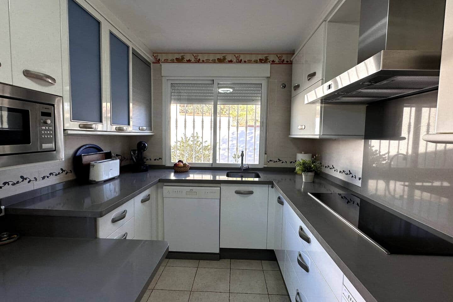 Chalet con piscina y tranquilidad — foto 14