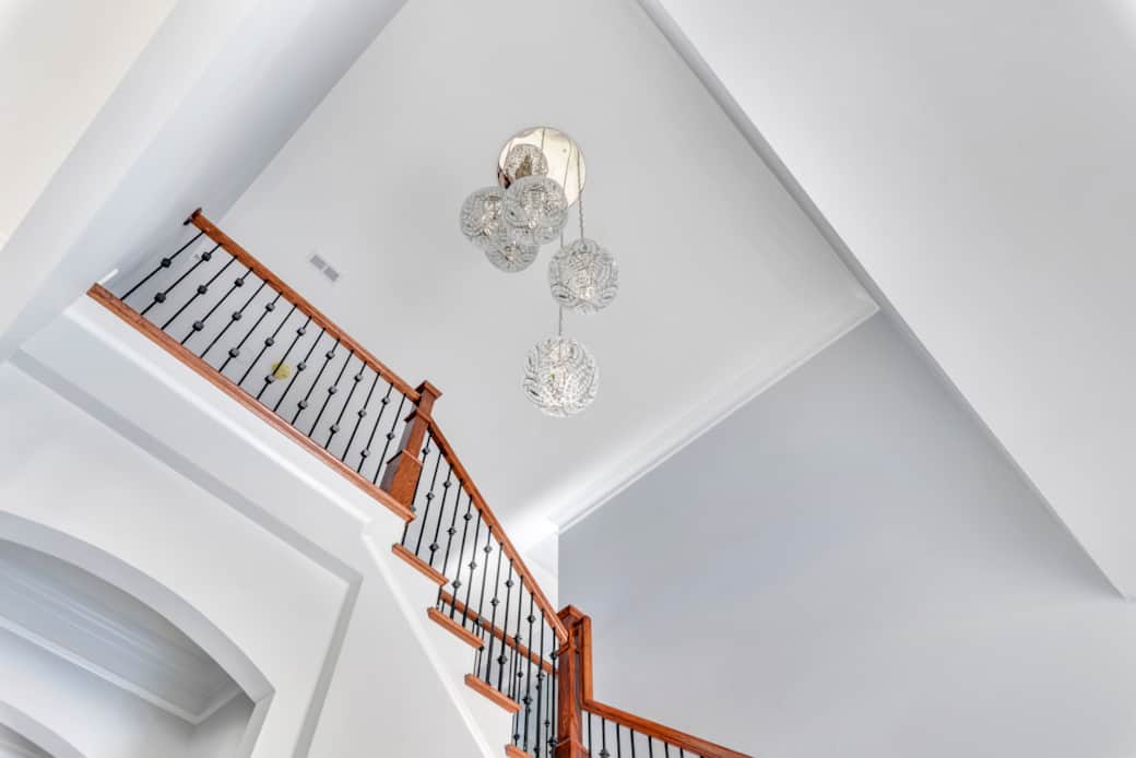 2-Level Foyer