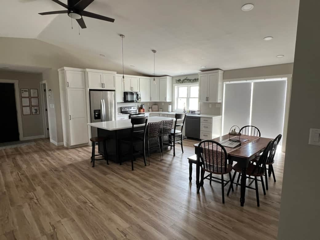 Kitchen/Dining Room