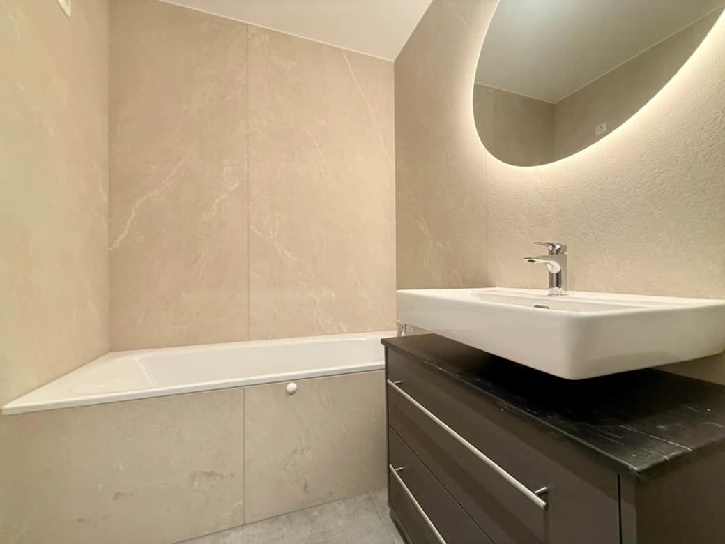 Bathroom with bathtub & shower