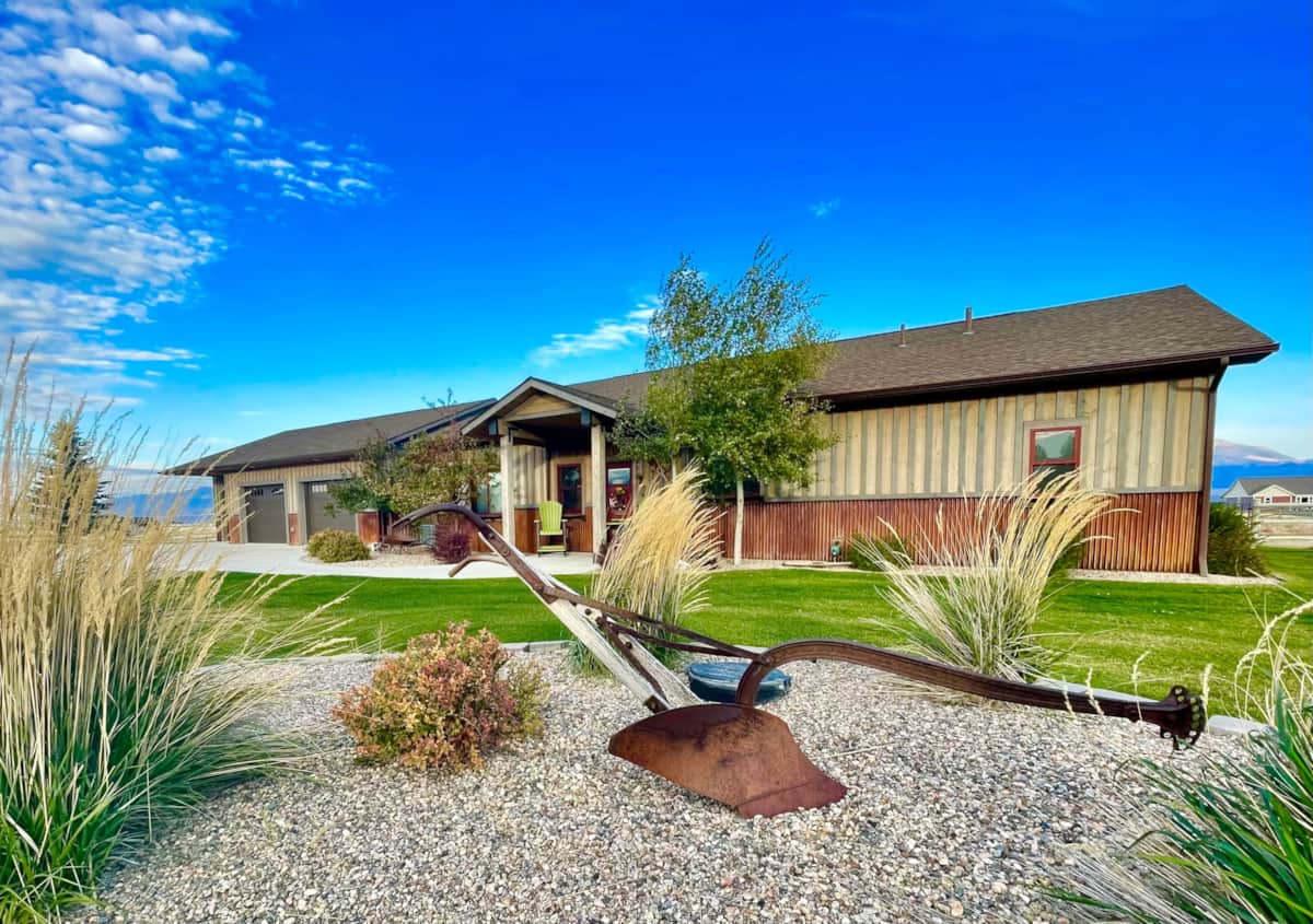 Antelope Crossing HomeEnnis, MT Vacation Home in Madison County