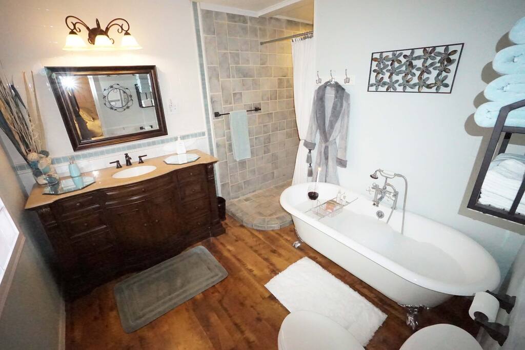 Quail Hollow Retreat - Photo 10
