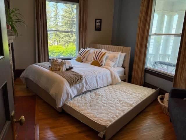 Ferland Suite - Second Bedroom w Trundle Bed