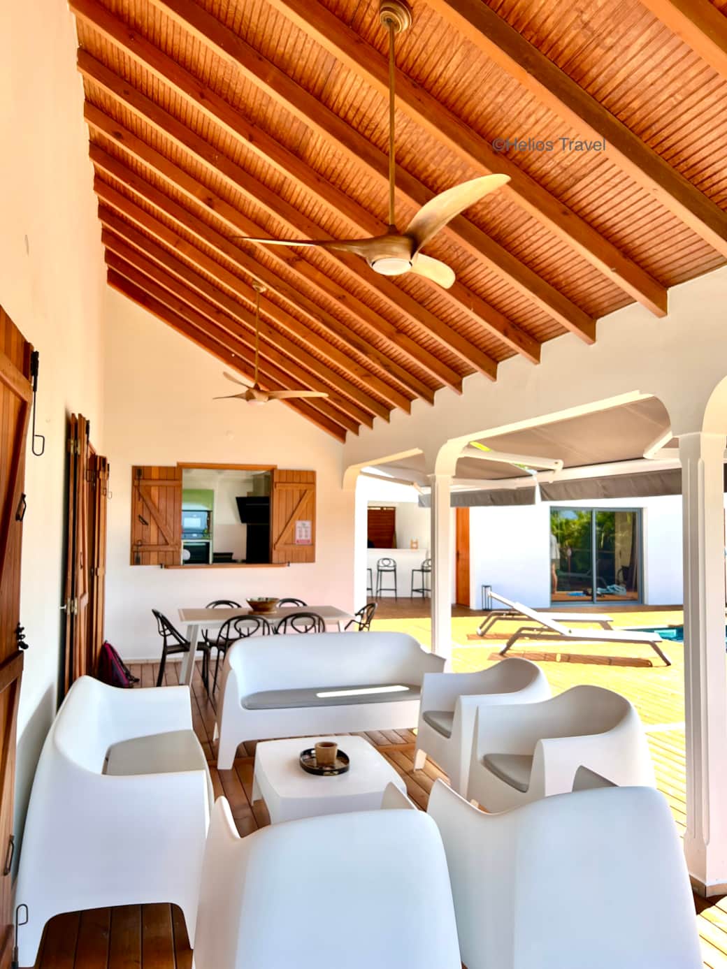 The covered terrace of the Blue Garden villa The covered terrace of the Blue Garden villa