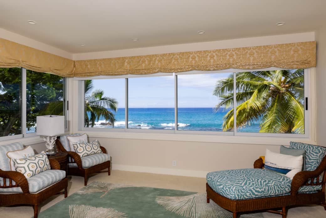 Spectular view of the ocean in Master King Suite Spectular view of the ocean in Master King Suite