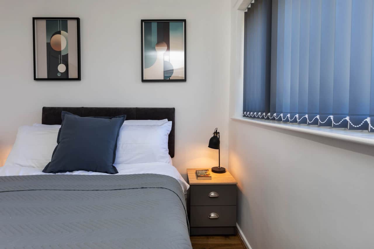 Bedroom_Glenorchy_House.jpg