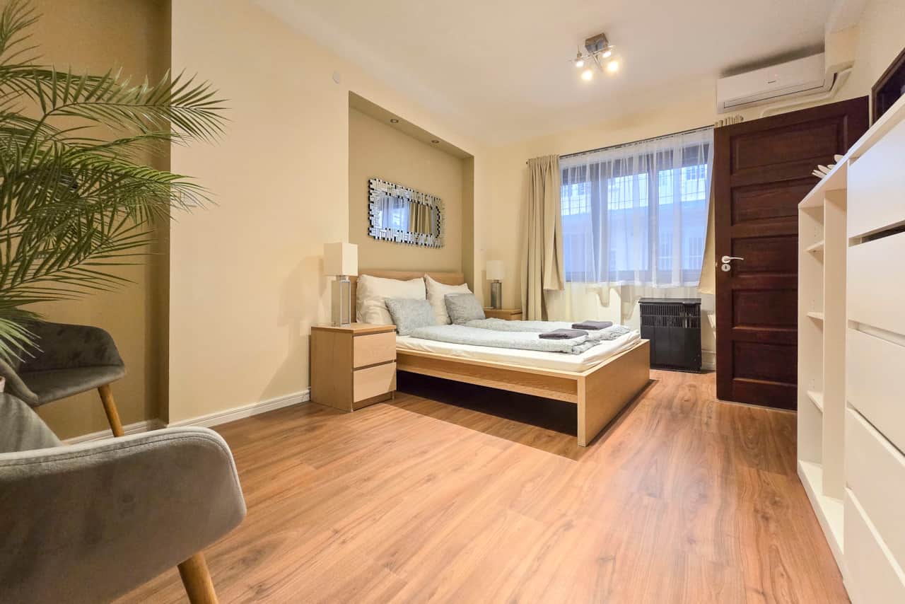 Bedroom2